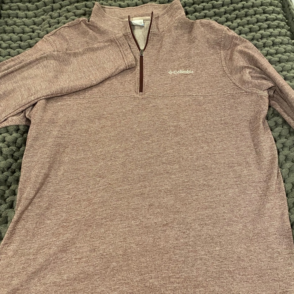 Men’s Columbia pullover